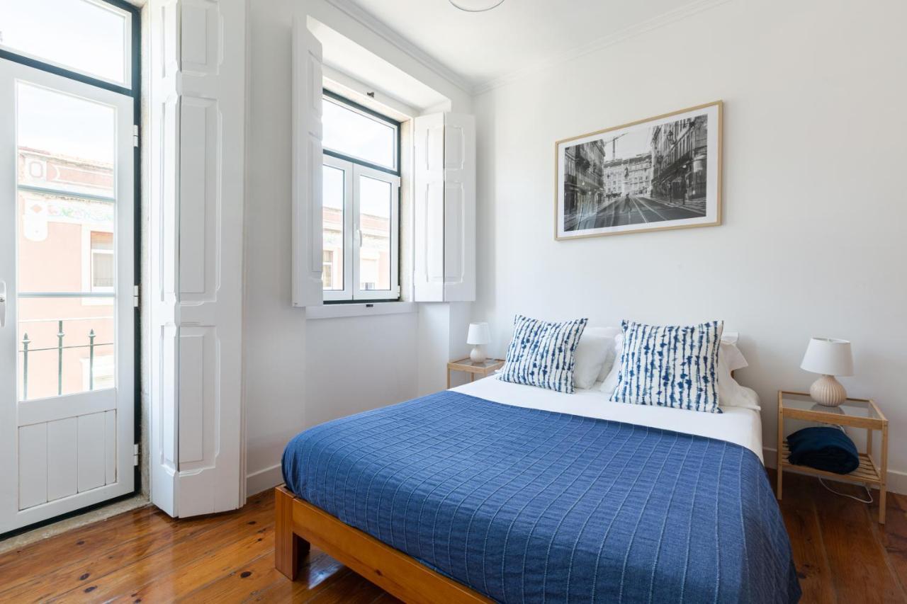 White & Blue Vintage Home In Graca Lisboa Exterior foto